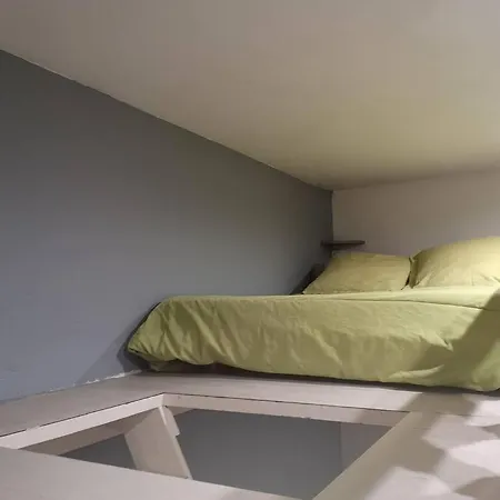 F1 37m² Hyper Centre Face Au Marche Apartment